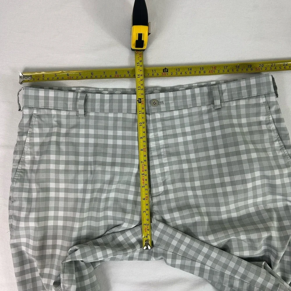 Nike Dri Fit Golf‎ Shorts Flat Front Pockets Gray White Plaid Gingham Mens 40